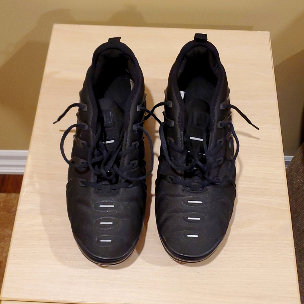 Nike Black VM Air Max